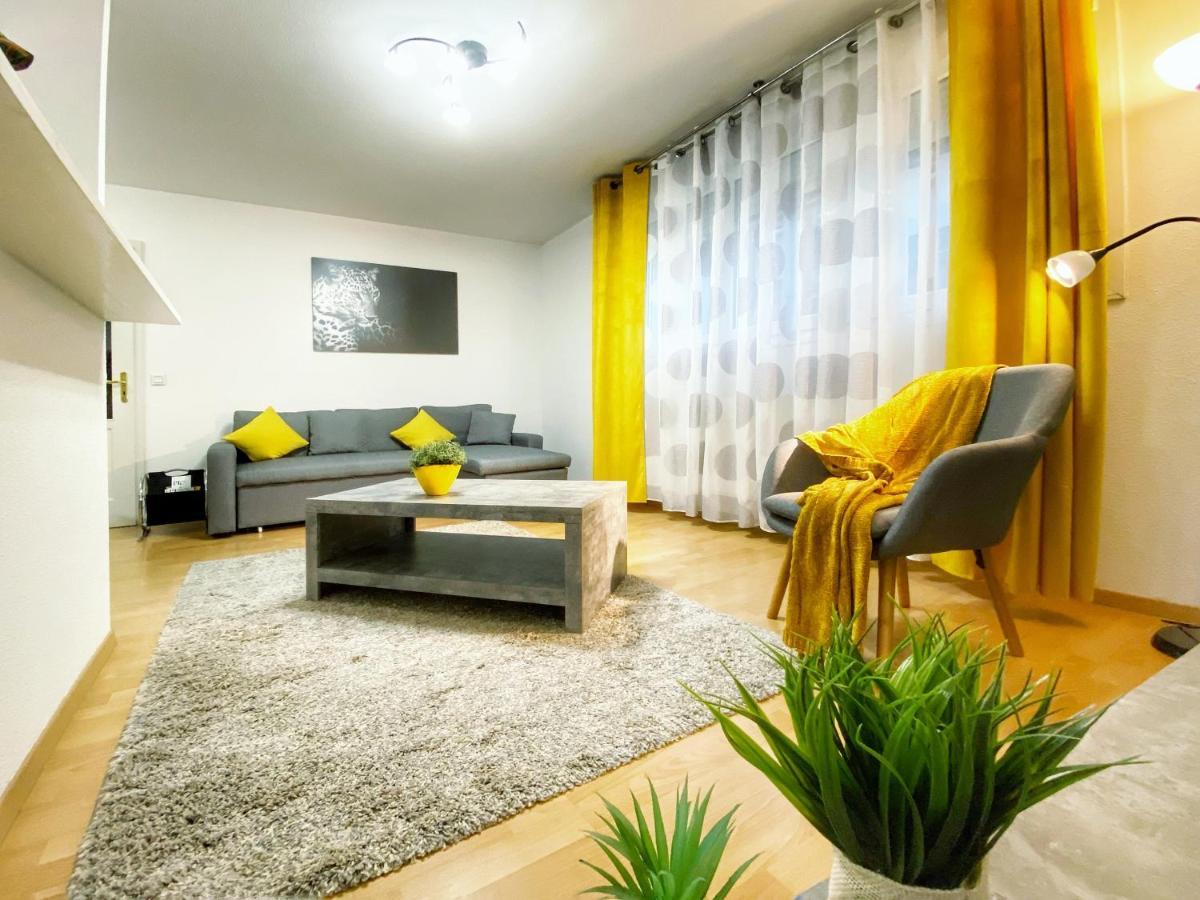 Centre Ville Au Calme , Parking Prive Interieur Car Et Bike Saverne Exterior foto